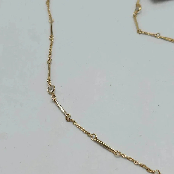 Avon Simulated Diamond Stud Earrings Necklace Bracelet Set Vintage 1984 in Box - Picture 6 of 6